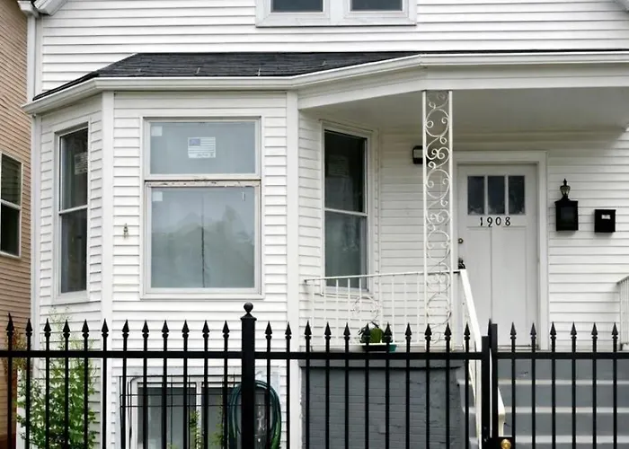 Apartment Affordable Near The 606 Chicago